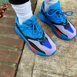 Yeezy 700